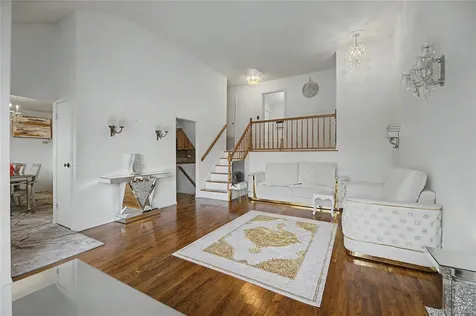 6 Westwind Road Yonkers NY 10710