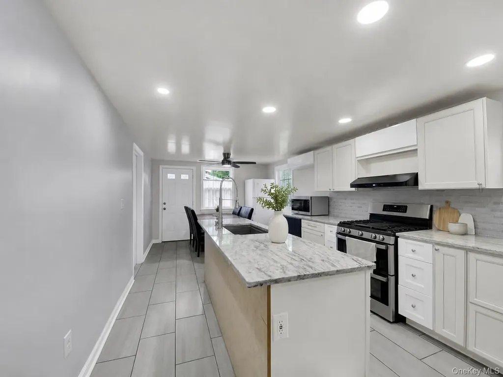 603 Harding Park Bronx NY 10473