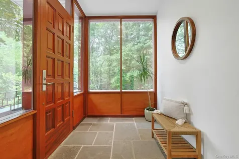 20 Sprain Valley Road Scarsdale NY 10583