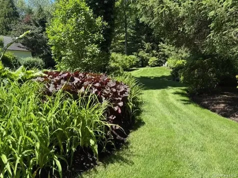 336 Smith Ridge Road South Salem NY 10590