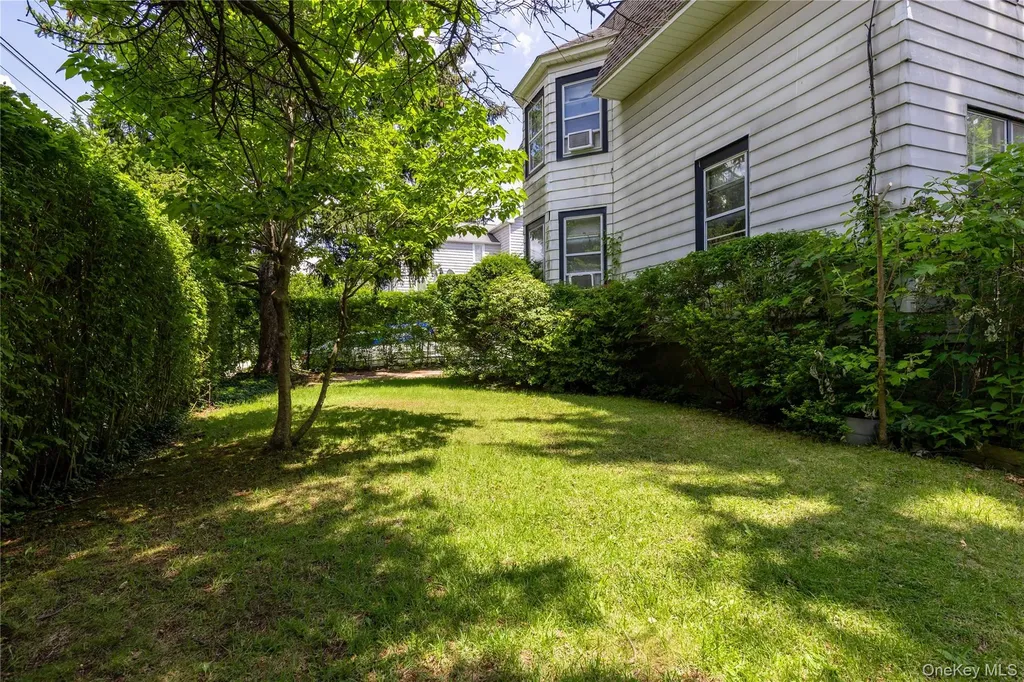 69 West Street Harrison NY 10528
