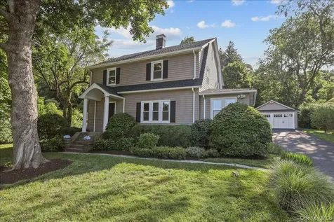 13 Washburn Road Mount Kisco NY 10549