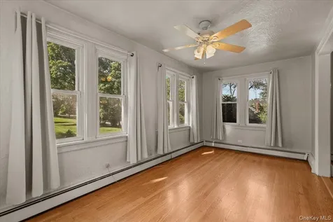 13 Washburn Road Mount Kisco NY 10549