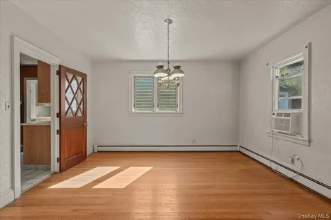 13 Washburn Road Mount Kisco NY 10549