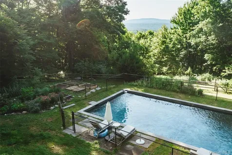 161 Mountain Rest Road New Paltz NY 12561