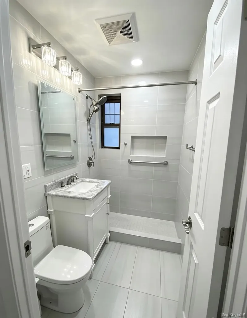 67-97 136th Street Flushing NY 11367
