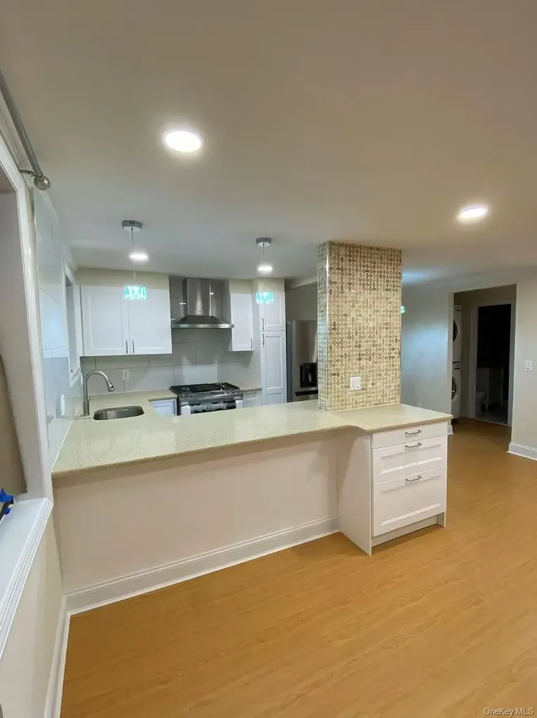 67-97 136th Street Flushing NY 11367