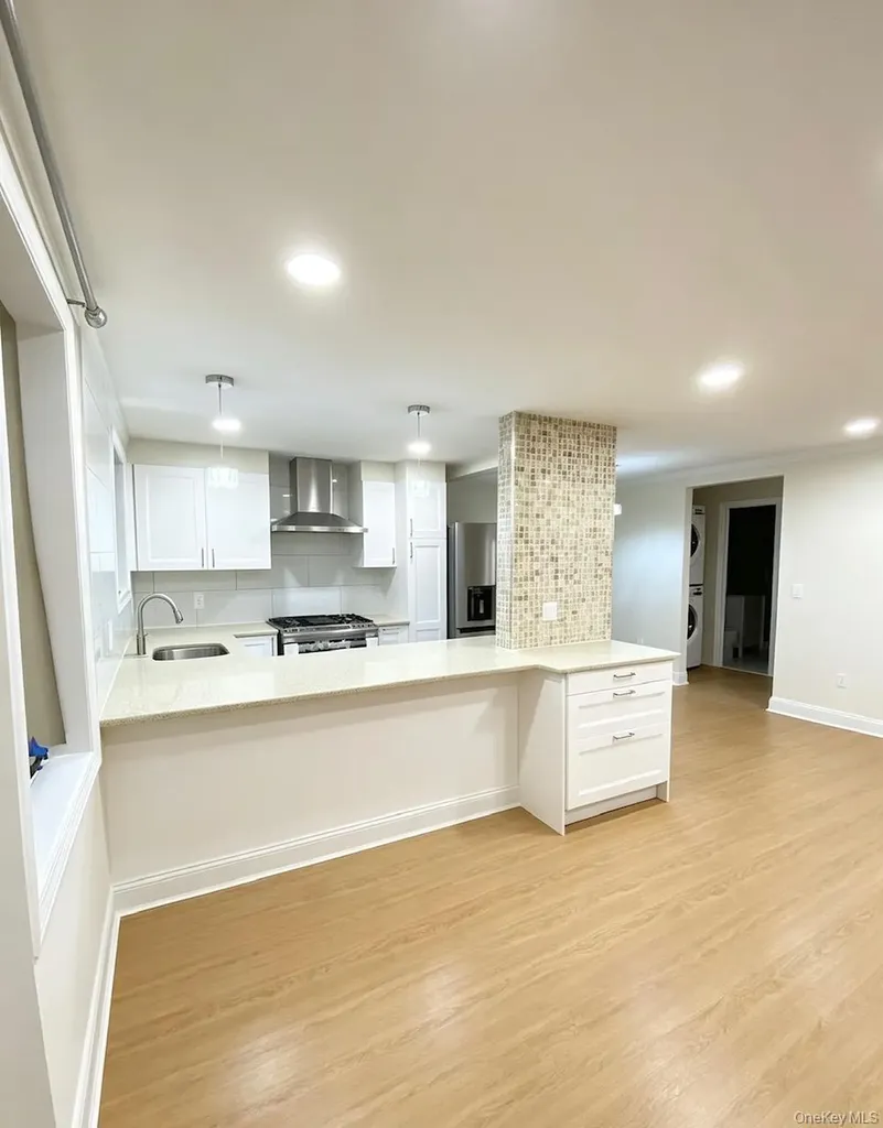 67-97 136th Street Flushing NY 11367