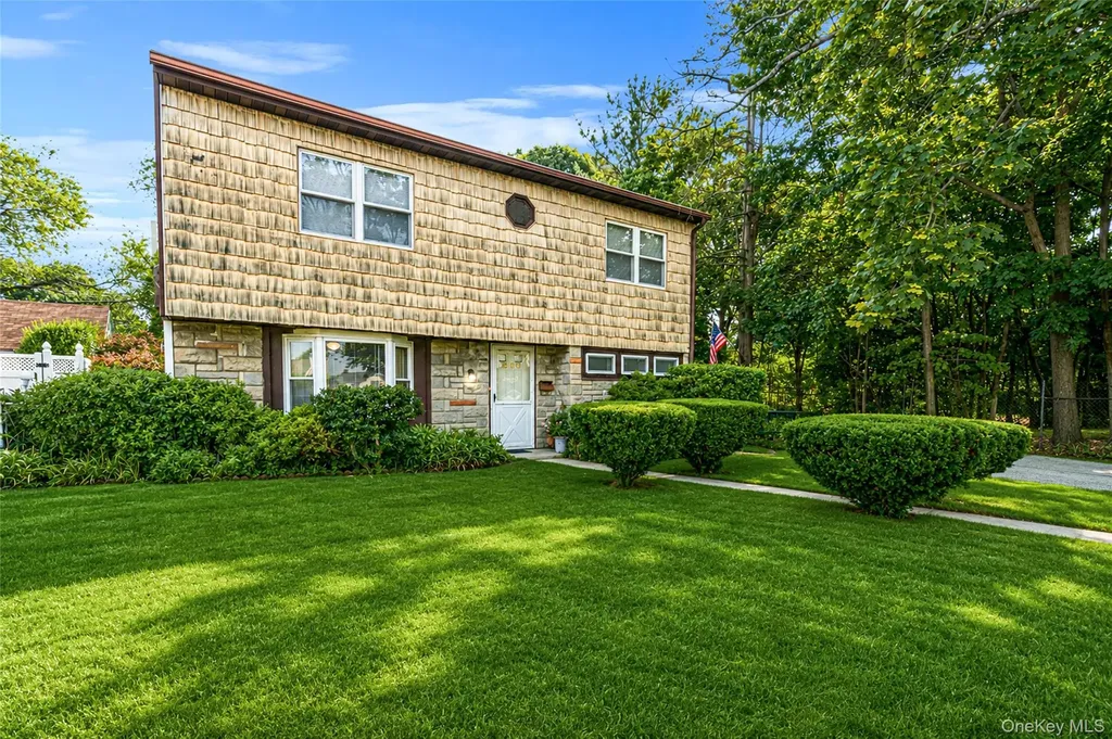 2439 2nd Street East Meadow NY 11554
