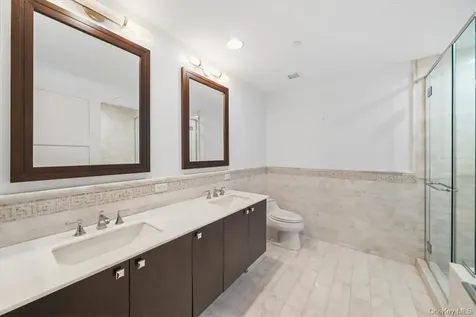 5 Renaissance White Plains NY 10601