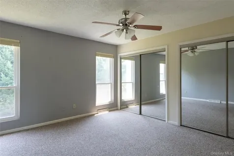32 North Loop Rhinebeck NY 12572