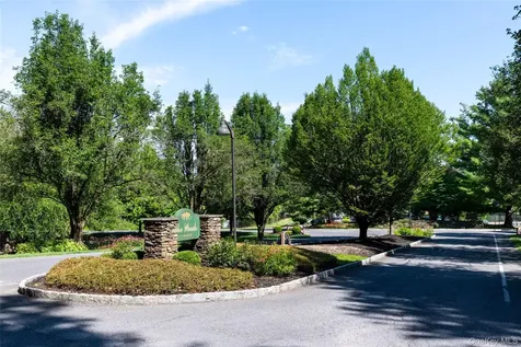 32 North Loop Rhinebeck NY 12572