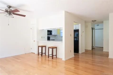 32 North Loop Rhinebeck NY 12572