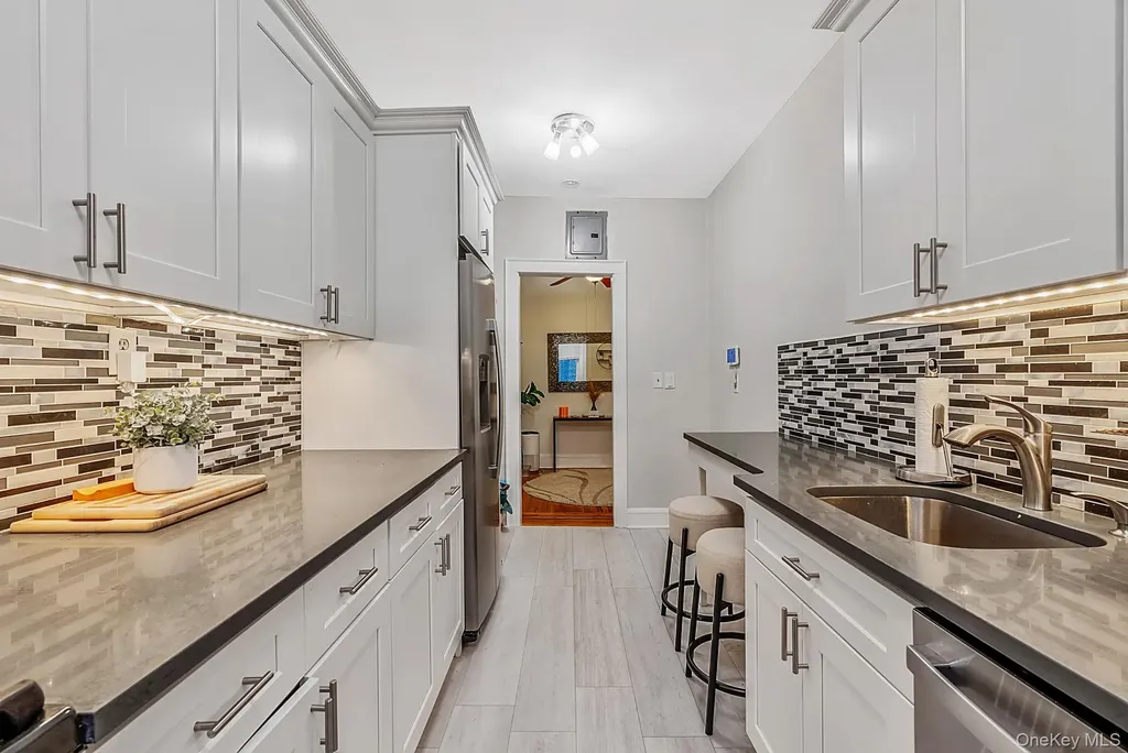 185 Atlantic Avenue Lynbrook NY 11563