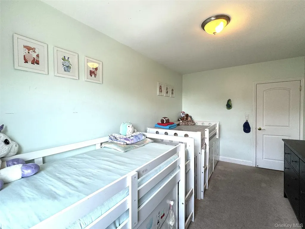 141-02 78th Road Flushing NY 11367