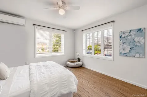 16 Brockmeyer Drive Massapequa NY 11758