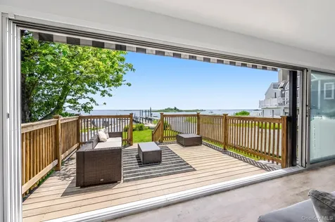 16 Brockmeyer Drive Massapequa NY 11758