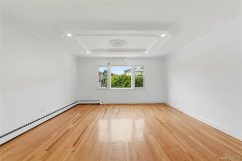 21 Bryn Mawr Place Yonkers NY 10701