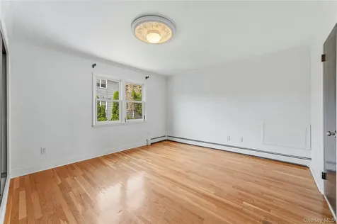 21 Bryn Mawr Place Yonkers NY 10701