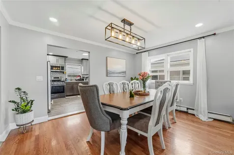 21 Bryn Mawr Place Yonkers NY 10701