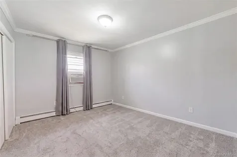 21 Bryn Mawr Place Yonkers NY 10701