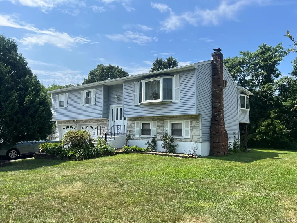 41 Keats Drive New Windsor NY 12553