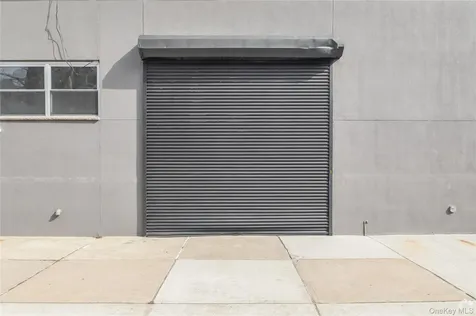 300 Kingsland Avenue Brooklyn NY 11222
