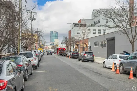 300 Kingsland Avenue Brooklyn NY 11222