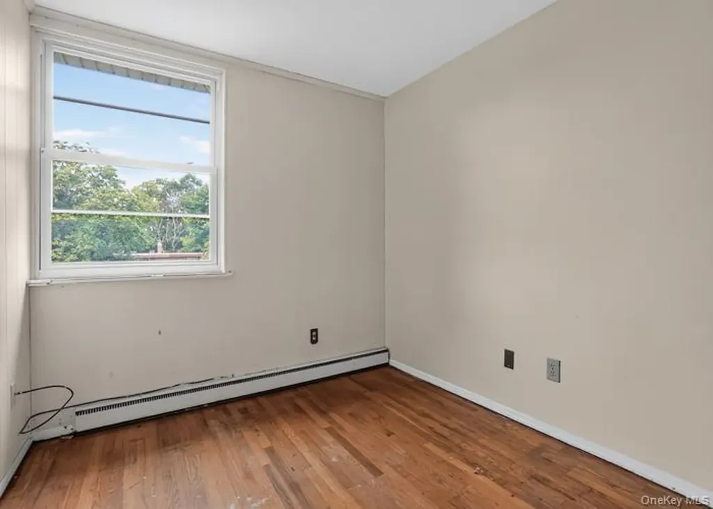 115 Rolling Way Peekskill NY 10566
