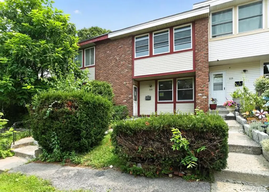 115 Rolling Way Peekskill NY 10566