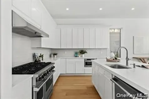 66 Hillside Drive E Sag Harbor NY 11963