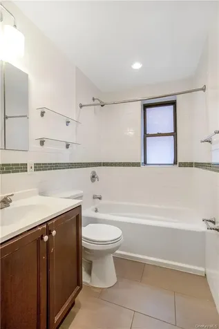 140 E Hartsdale Avenue Hartsdale NY 10530