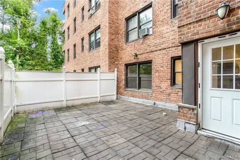 140 E Hartsdale Avenue Hartsdale NY 10530