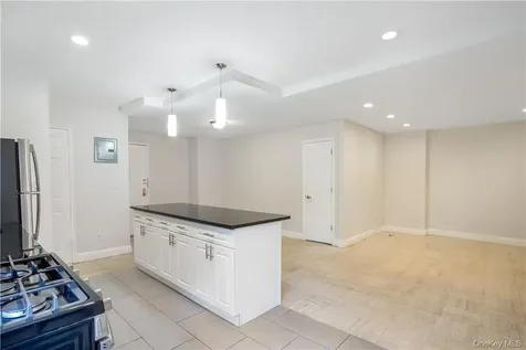 140 E Hartsdale Avenue Hartsdale NY 10530