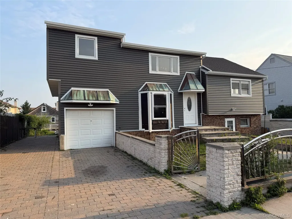 1115 Jackson Place Baldwin NY 11510