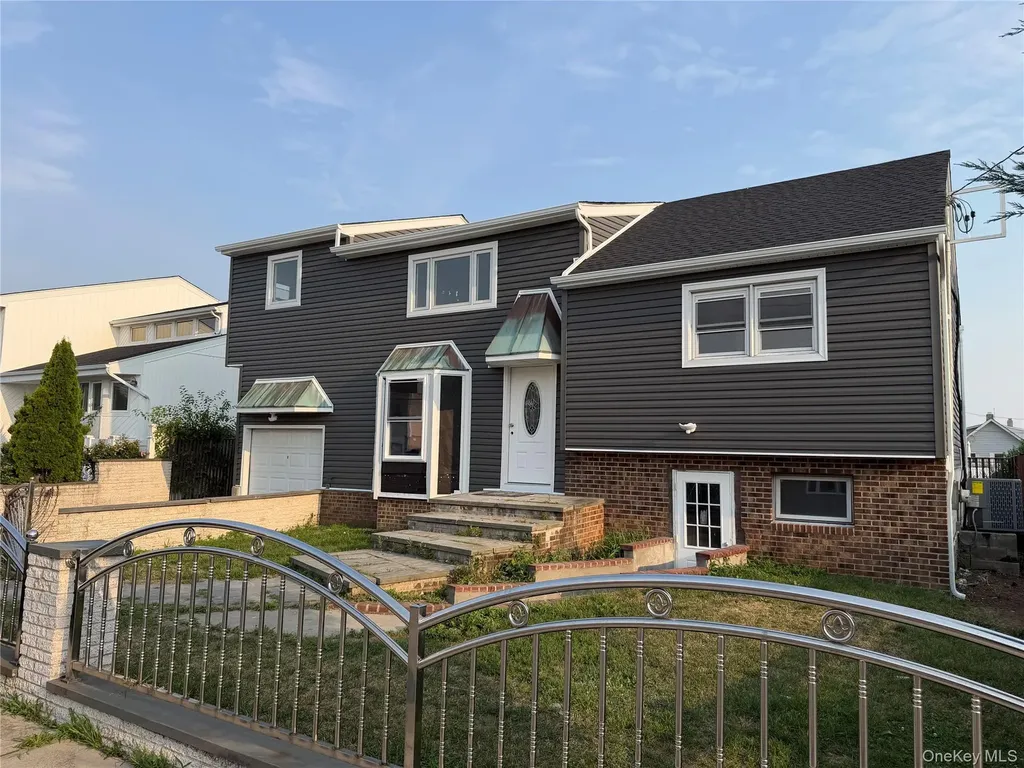 1115 Jackson Place Baldwin NY 11510