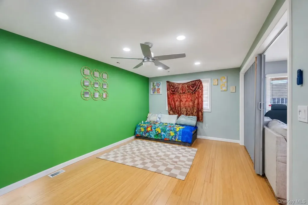 165 Wilfred Boulevard Hicksville NY 11801