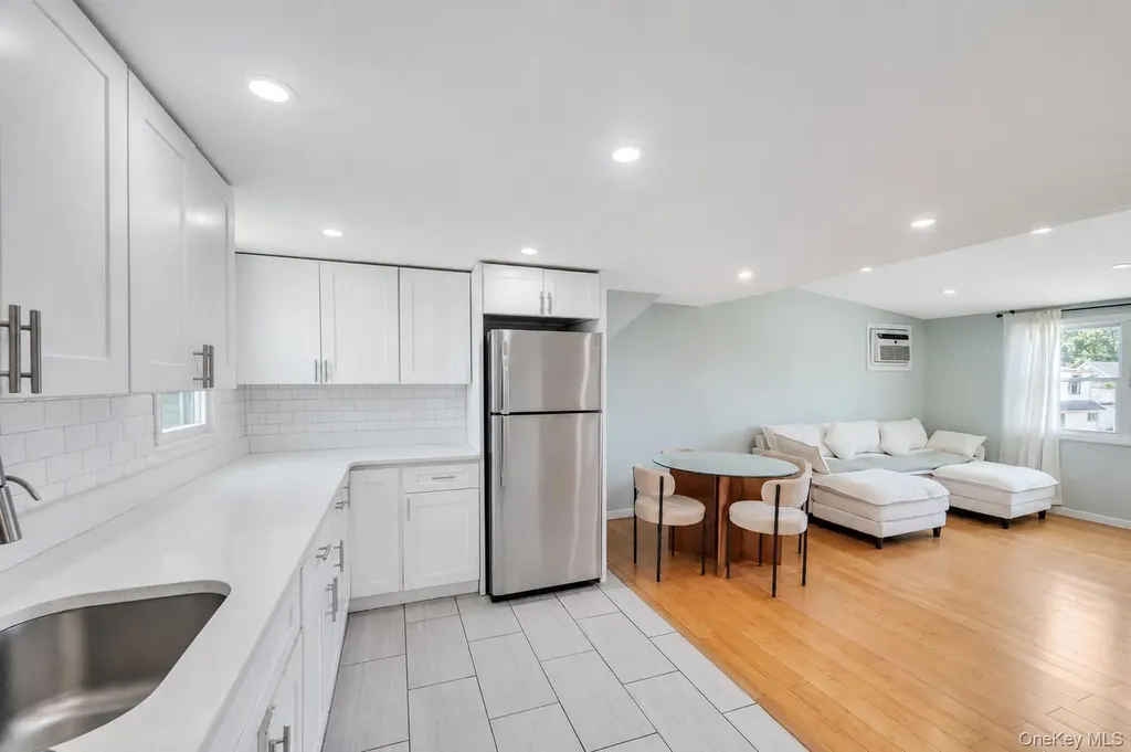 165 Wilfred Boulevard Hicksville NY 11801