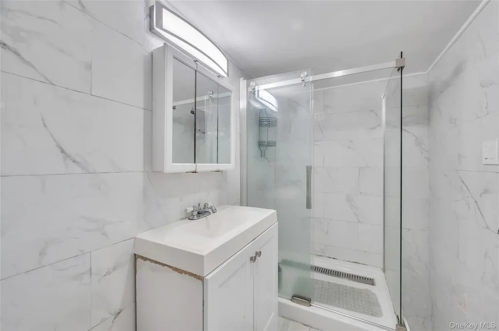 165 Wilfred Boulevard Hicksville NY 11801