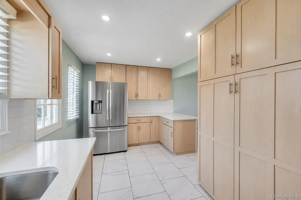 165 Wilfred Boulevard Hicksville NY 11801