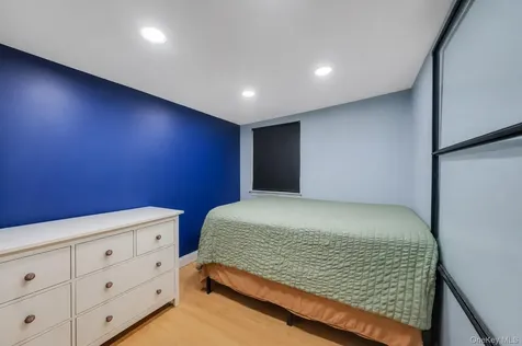 165 Wilfred Boulevard Hicksville NY 11801