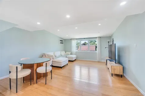 165 Wilfred Boulevard Hicksville NY 11801