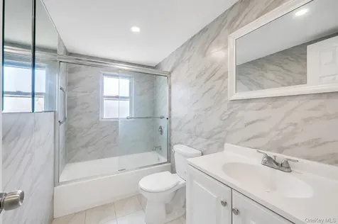 165 Wilfred Boulevard Hicksville NY 11801
