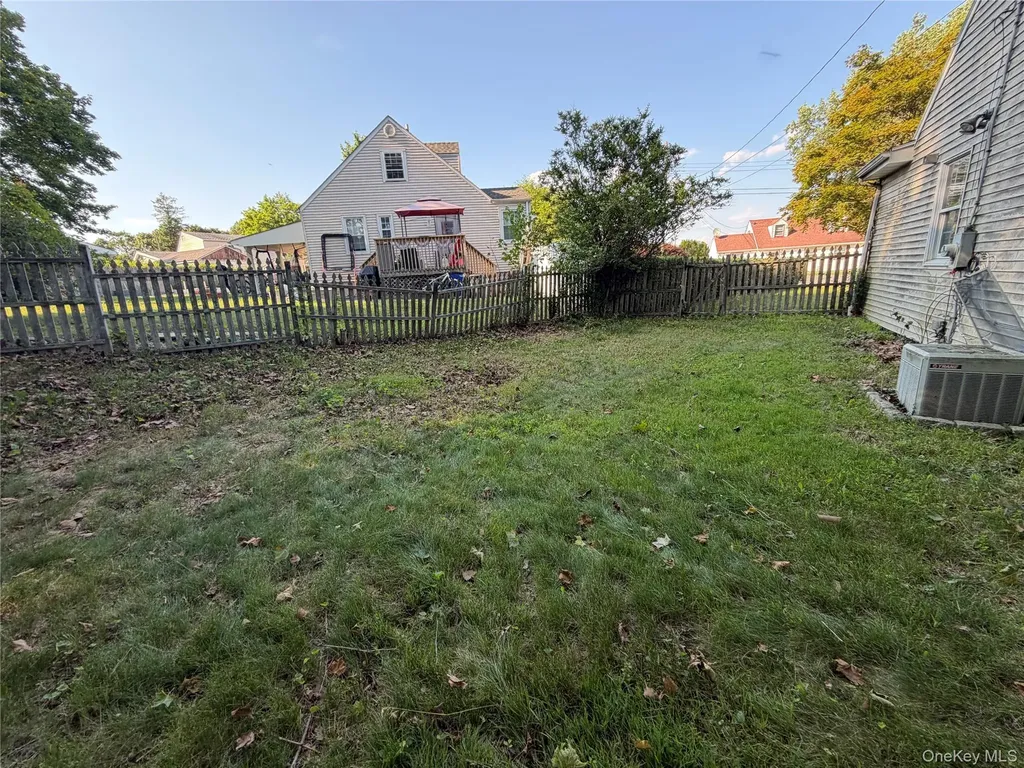 25 Monterey Place Yonkers NY 10710