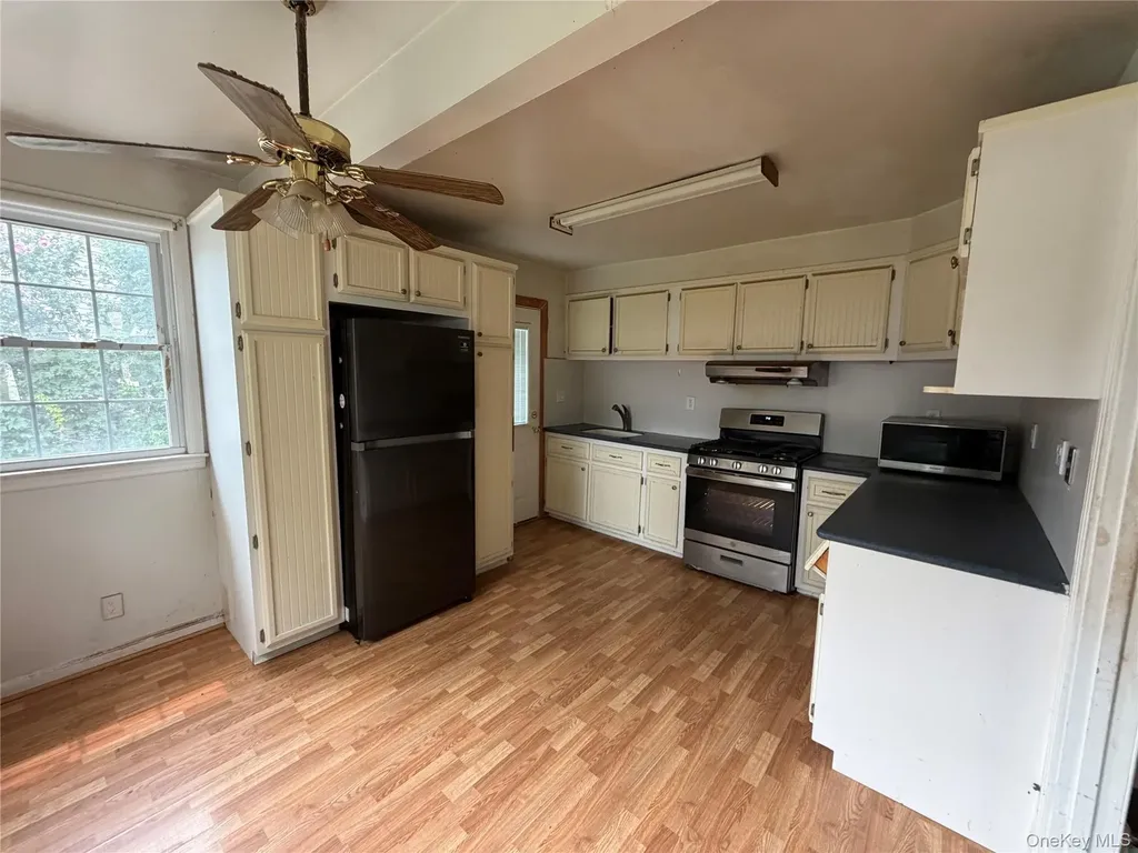 25 Monterey Place Yonkers NY 10710