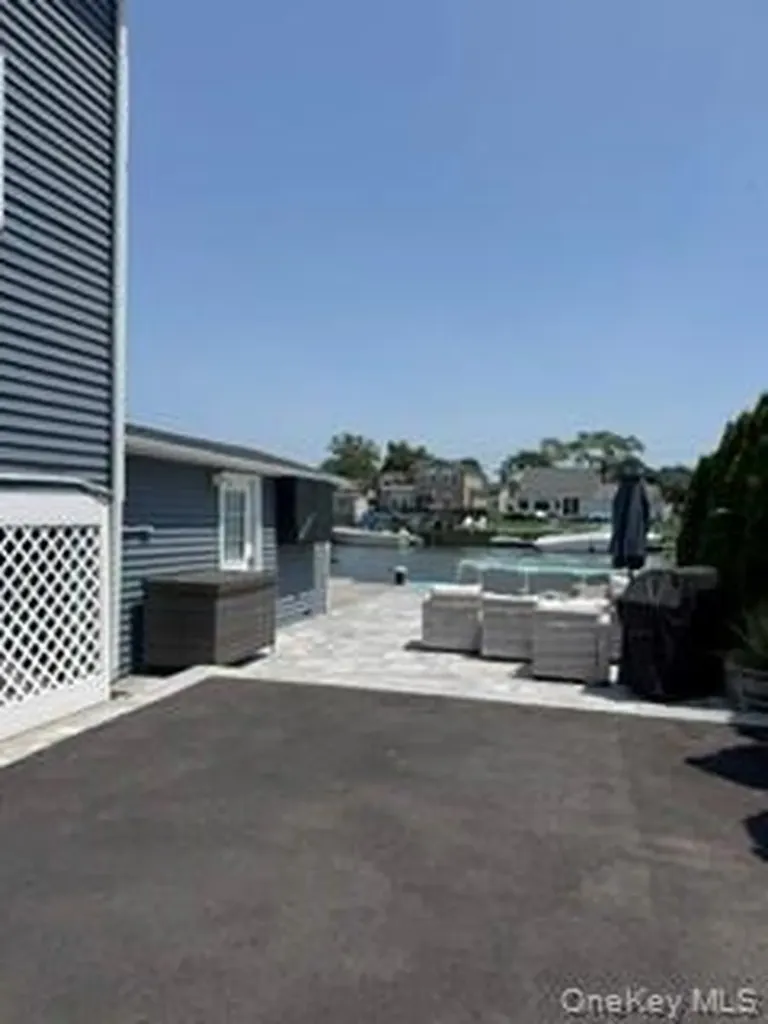 121 Forest Avenue Massapequa NY 11758