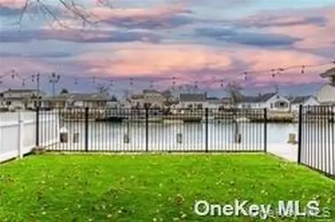 121 Forest Avenue Massapequa NY 11758