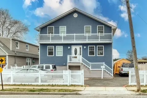 121 Forest Avenue Massapequa NY 11758