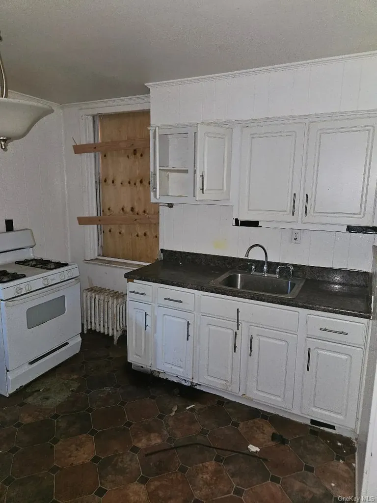 332 S 6th Avenue Mount Vernon NY 10550