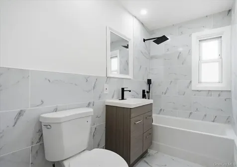 117 Robins Road New Rochelle NY 10801